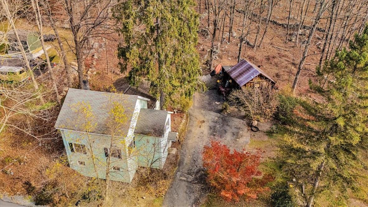 18 Wiccopee Road
