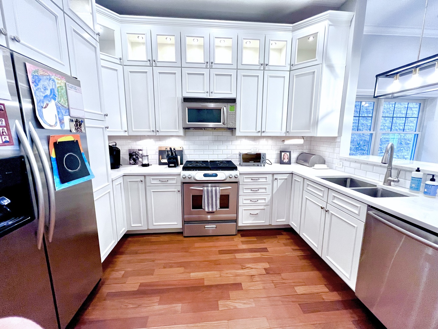 904 W Fletcher Street Unit: 1