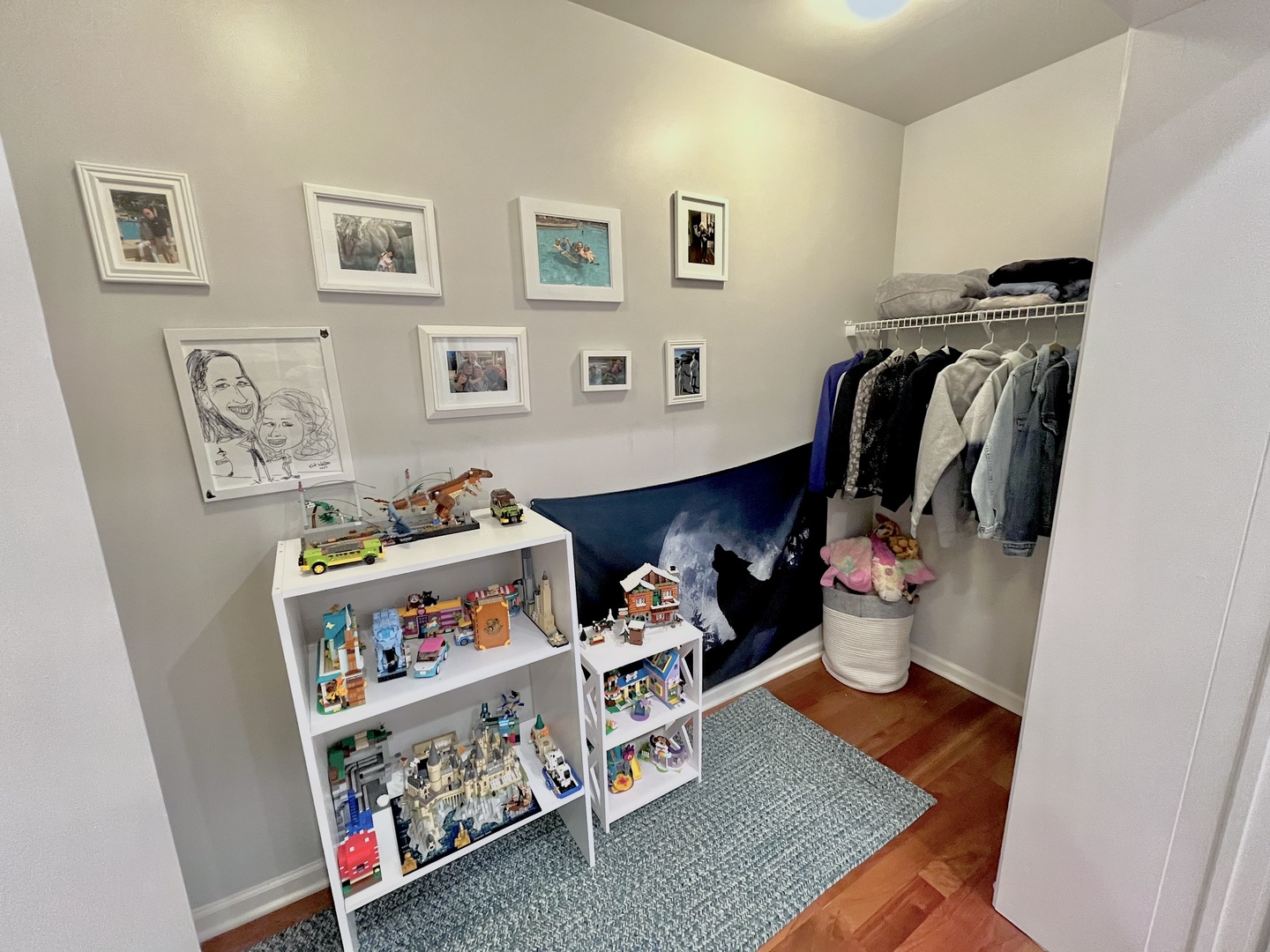 904 W Fletcher Street Unit: 1