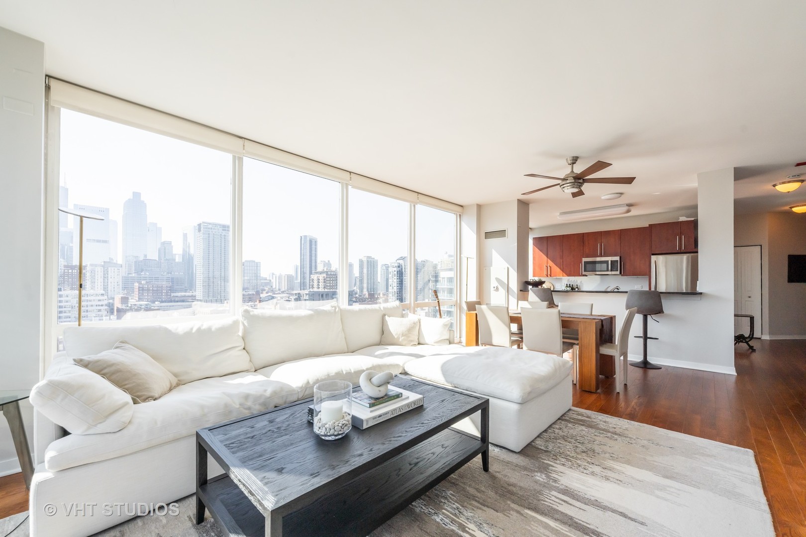 757 N Orleans Street Unit: 1506