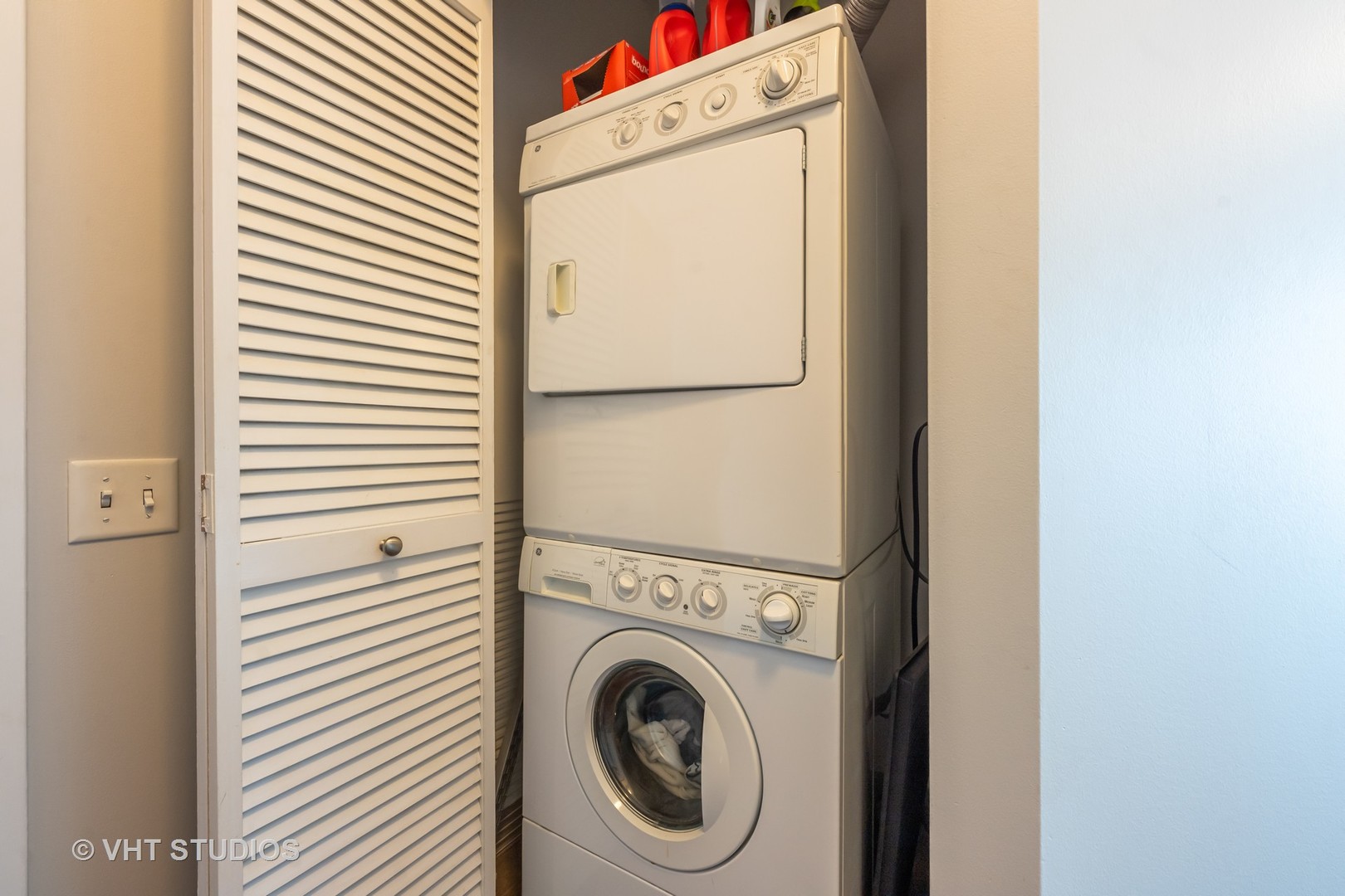 757 N Orleans Street Unit: 1506