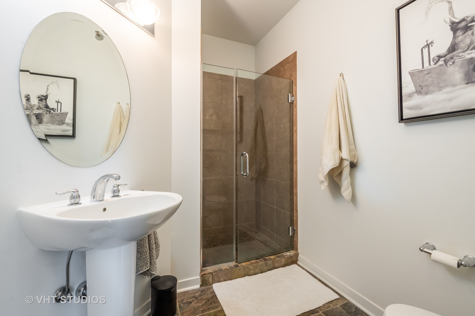 757 N Orleans Street Unit: 1506