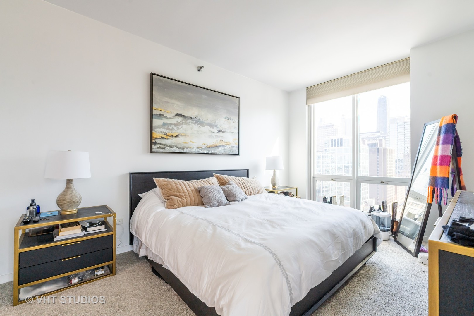 757 N Orleans Street Unit: 1506