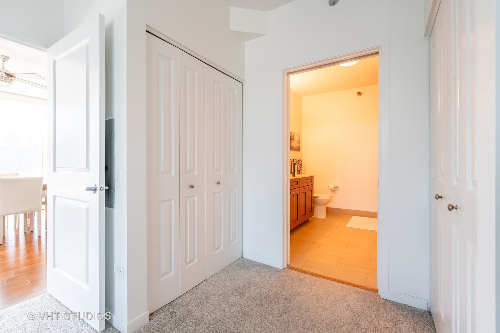 757 N Orleans Street Unit: 1506