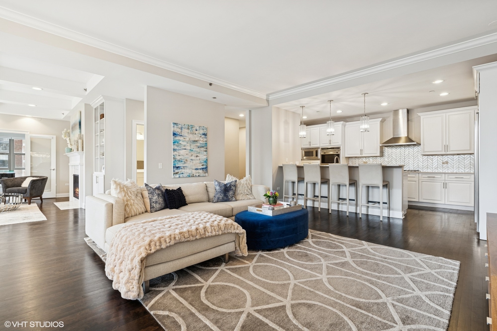 1035 N Dearborn Street Unit: 5W