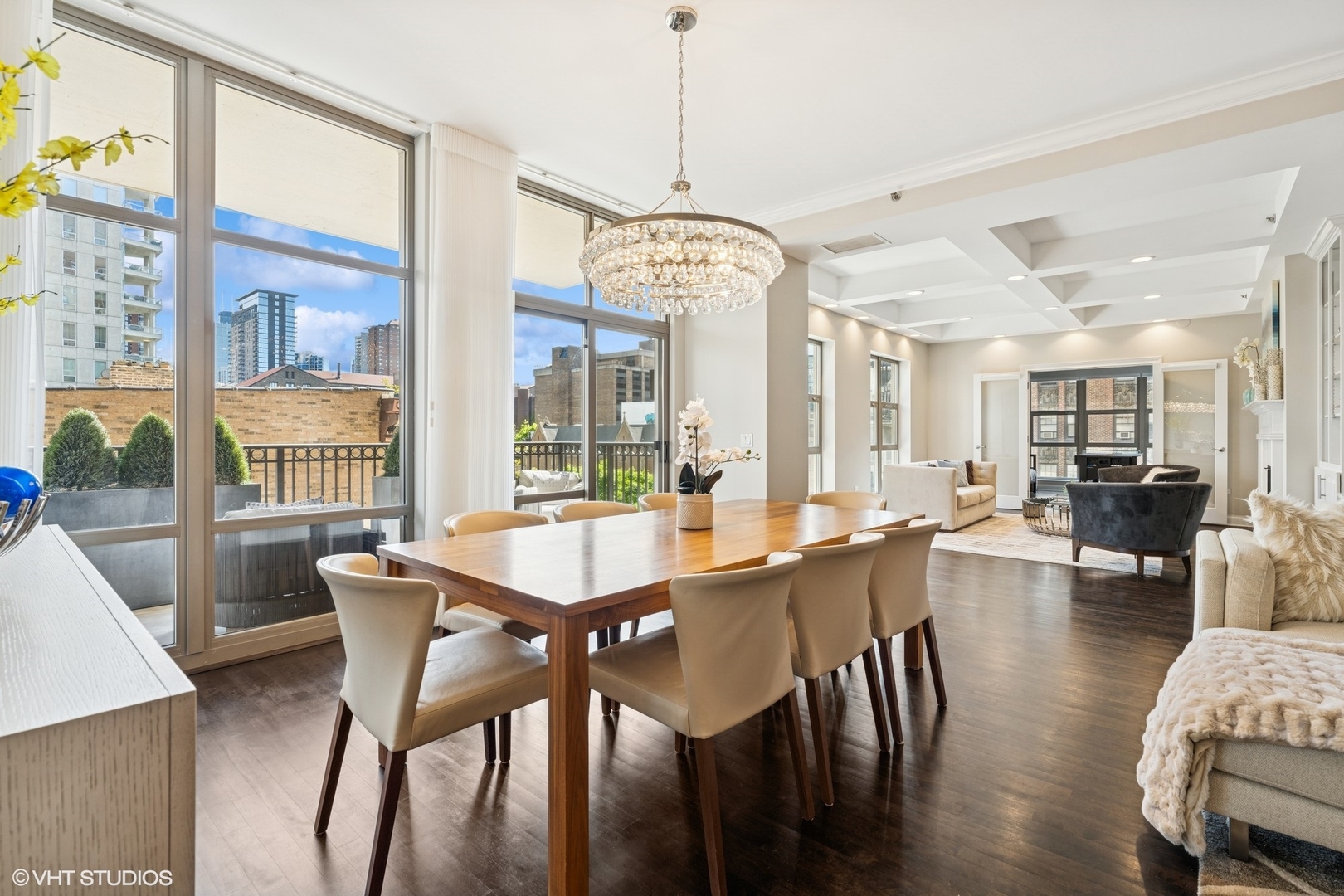 1035 N Dearborn Street Unit: 5W