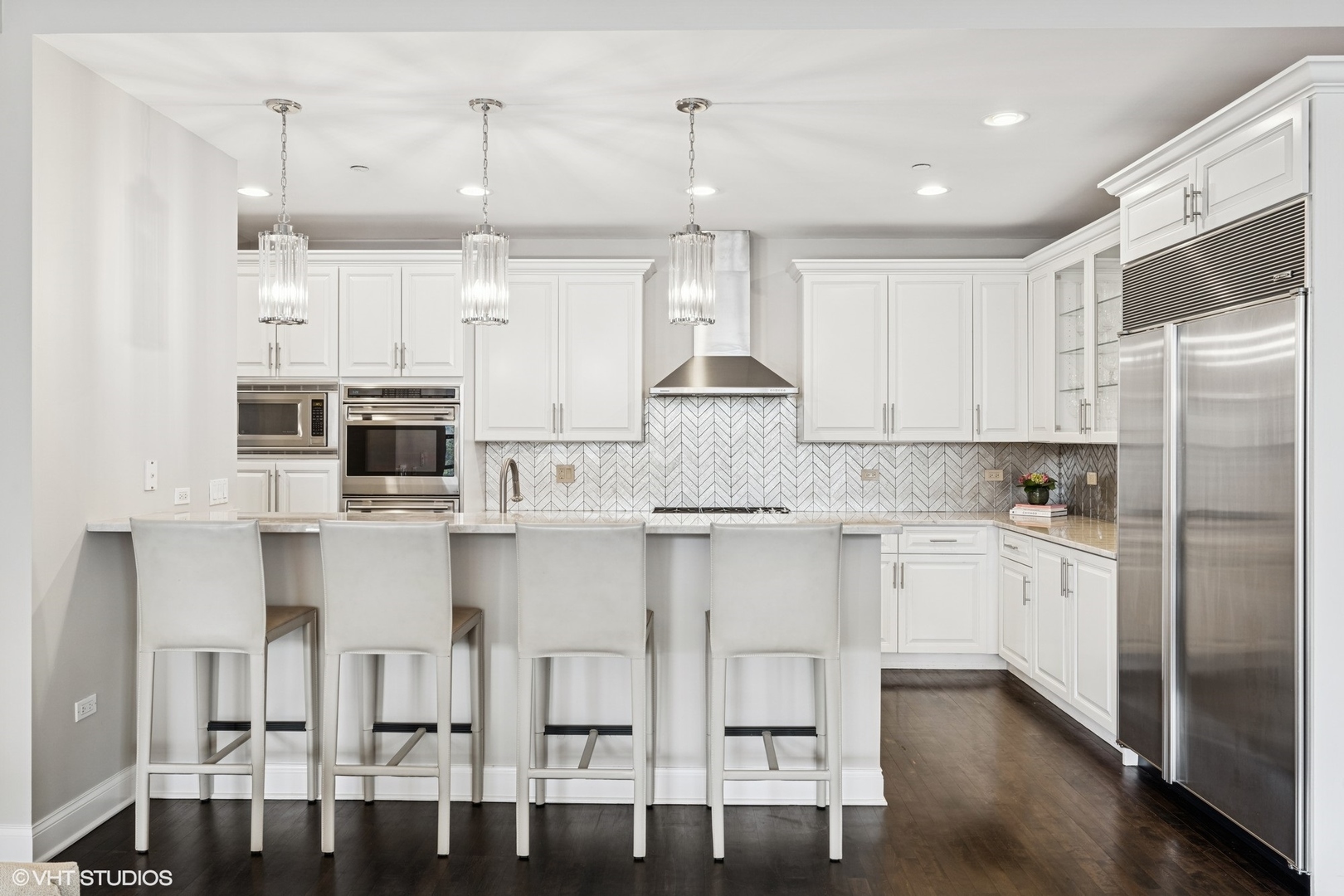 1035 N Dearborn Street Unit: 5W