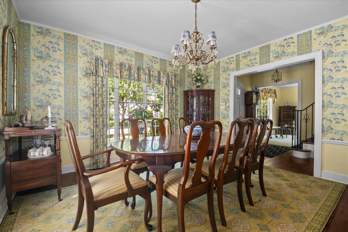 2025 Greenwood Avenue