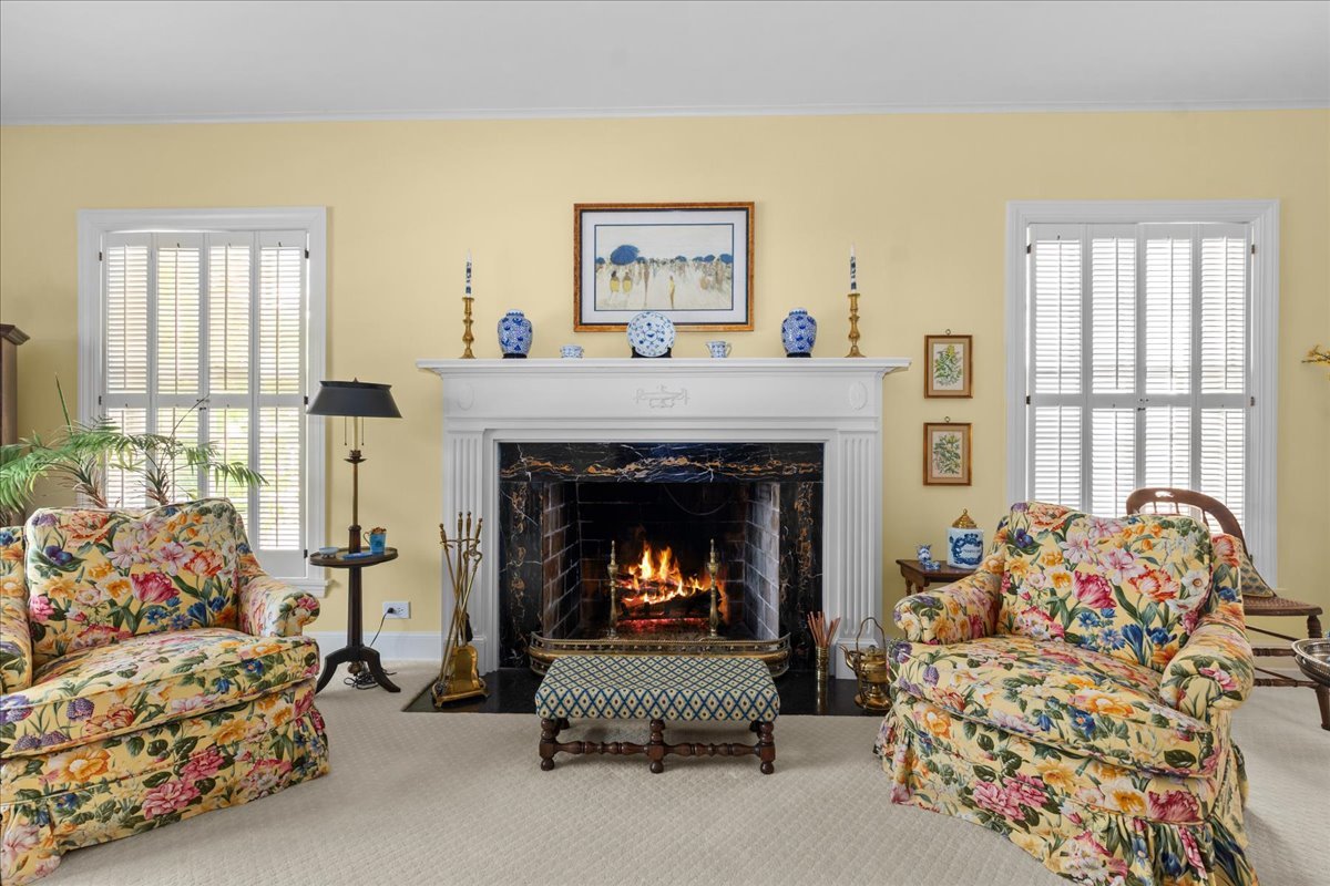 2025 Greenwood Avenue