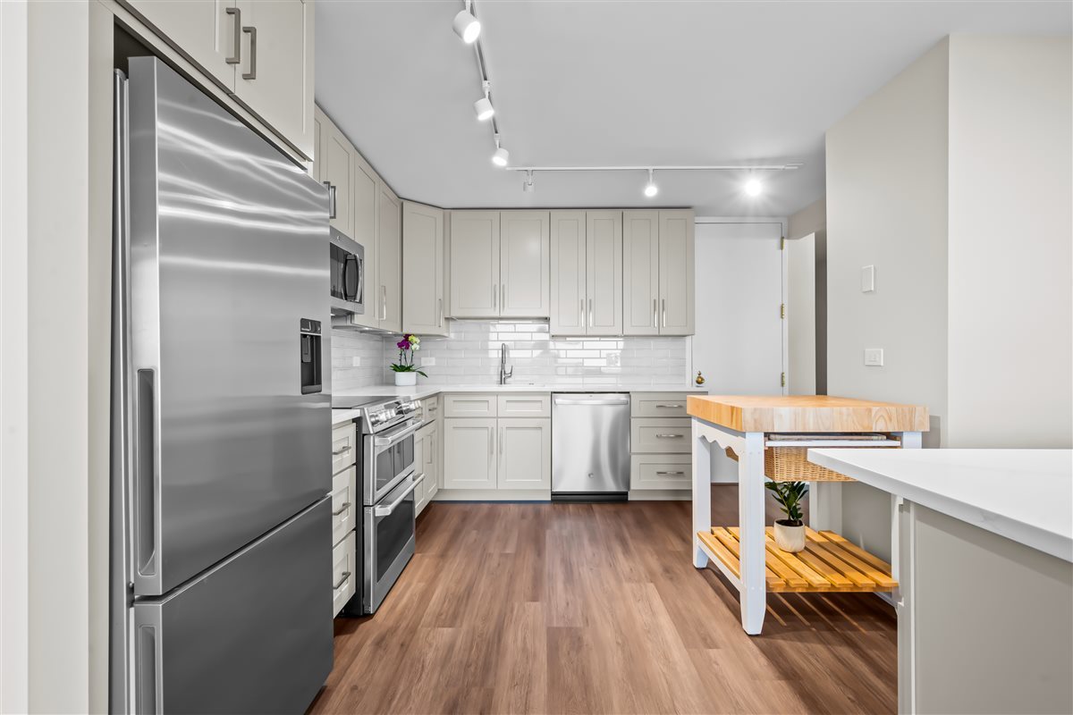 1500 Sheridan Road Unit: 4A