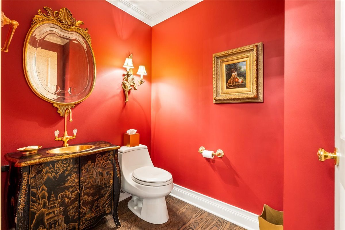 800 N Michigan Avenue Unit: 5501