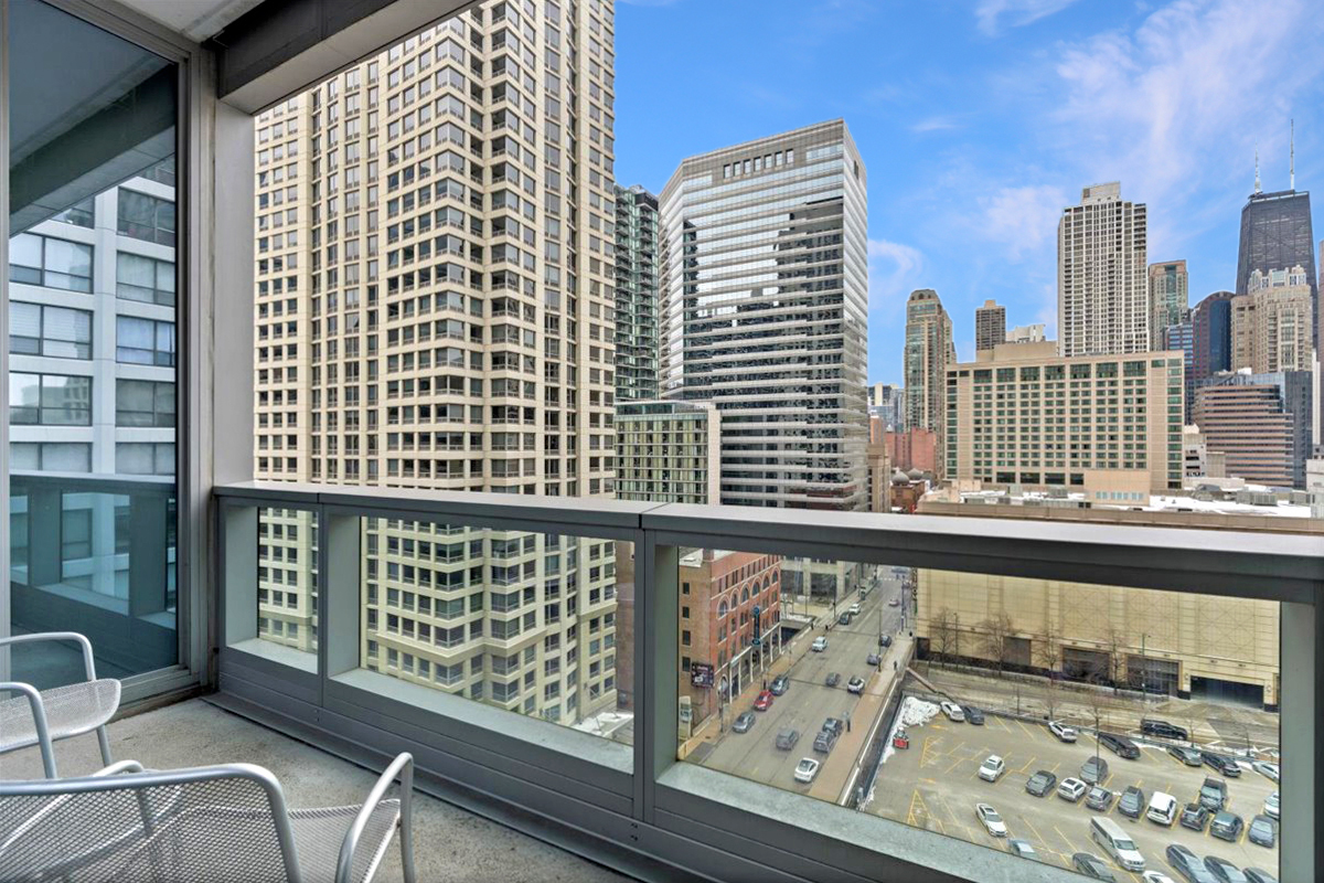 403 N Wabash Avenue Unit: 10C
