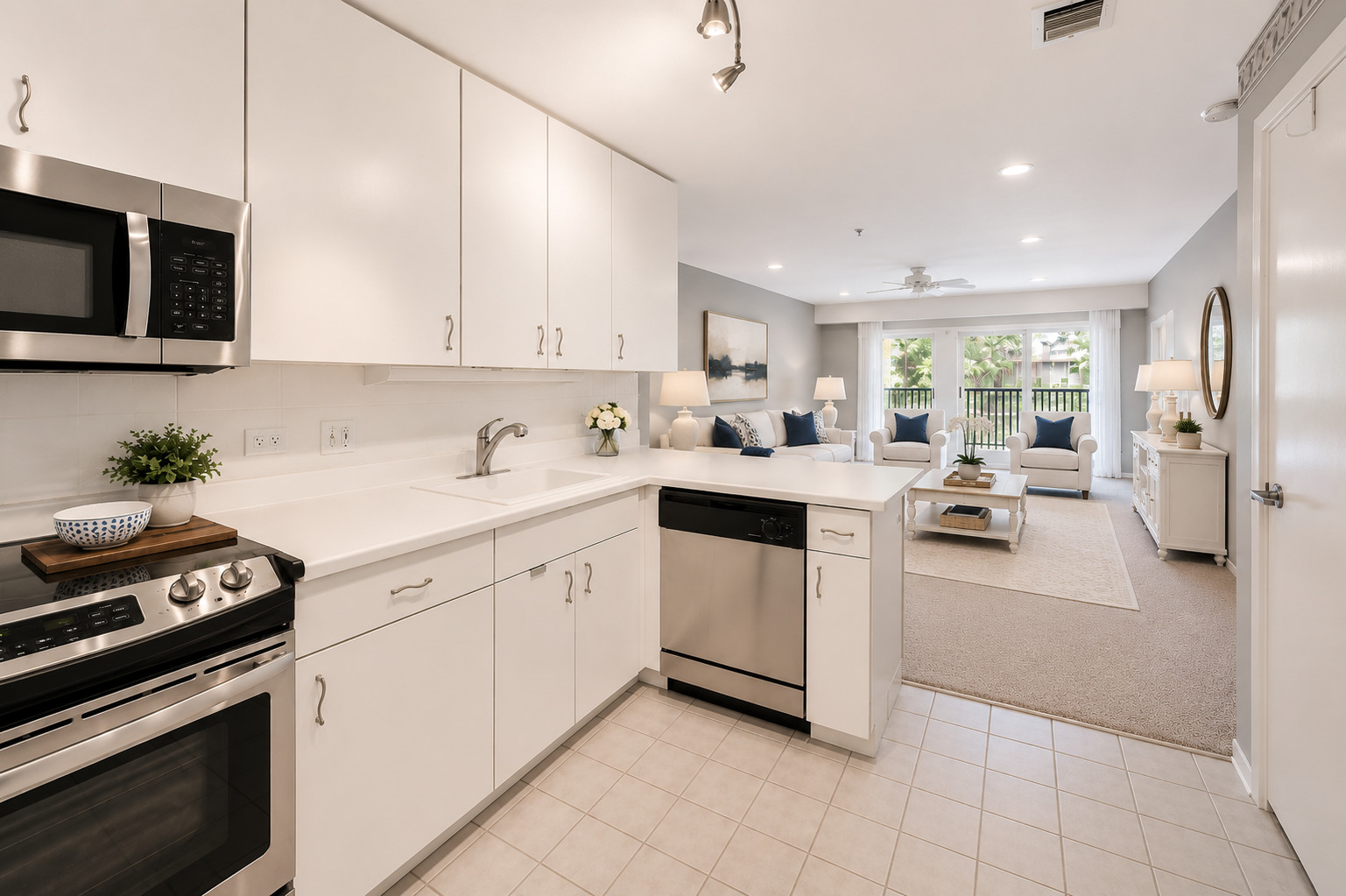 382 Kelburn Road Unit: 221