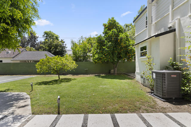 3914 Carpenter AVE