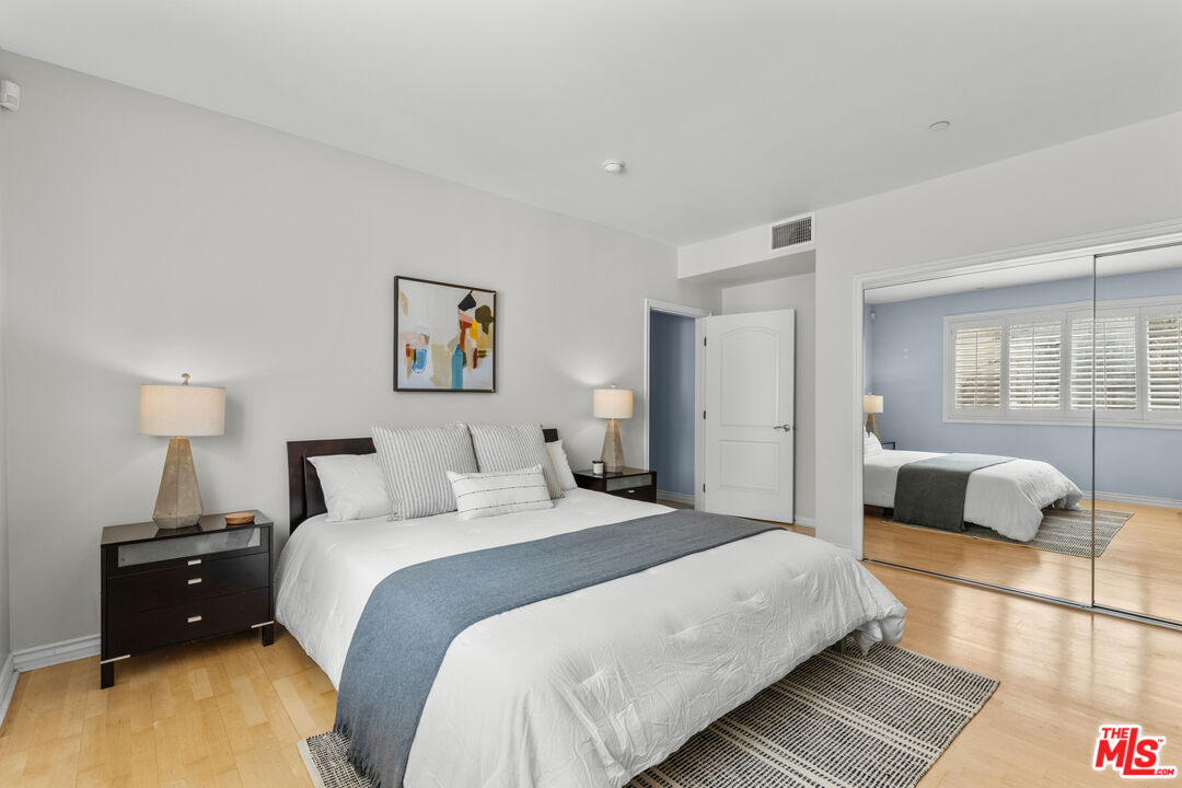 11932 Goshen Ave Unit: 102