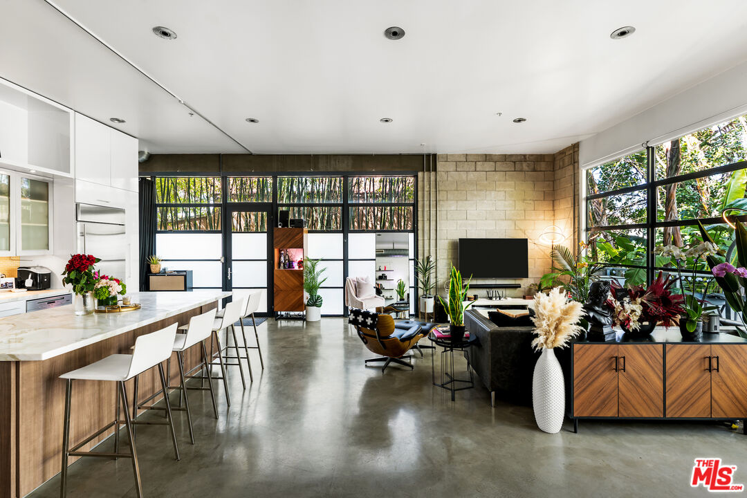 1534 17th St Unit: 101