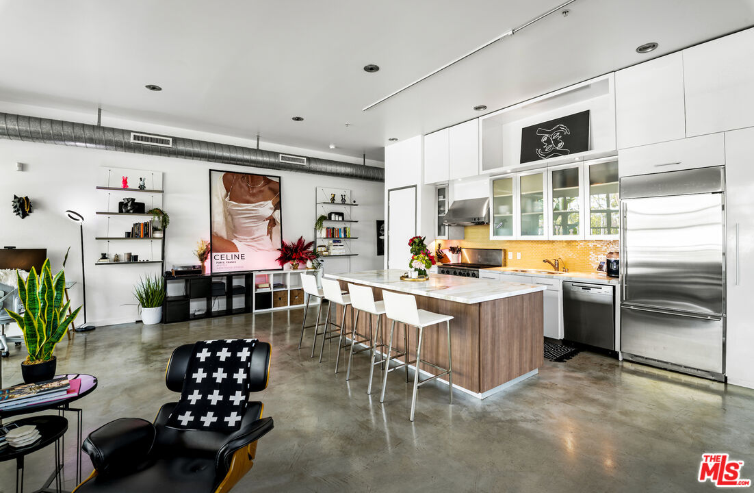 1534 17th St Unit: 101