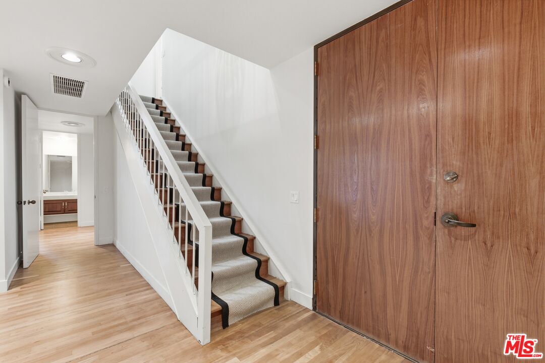 211 S Spalding Dr Unit: 107N