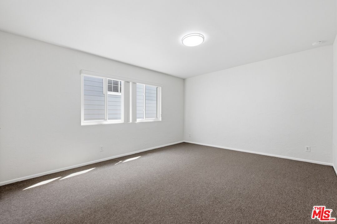 7711 W 82nd St