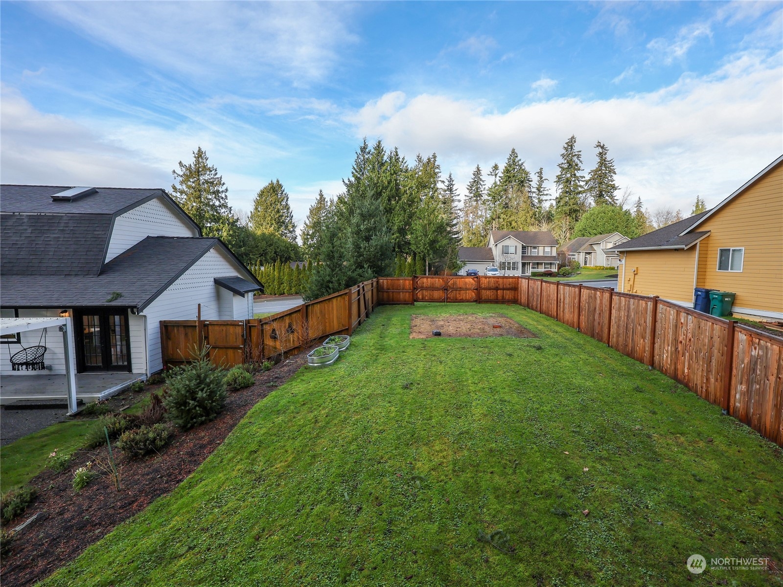 3420 East Broadway St