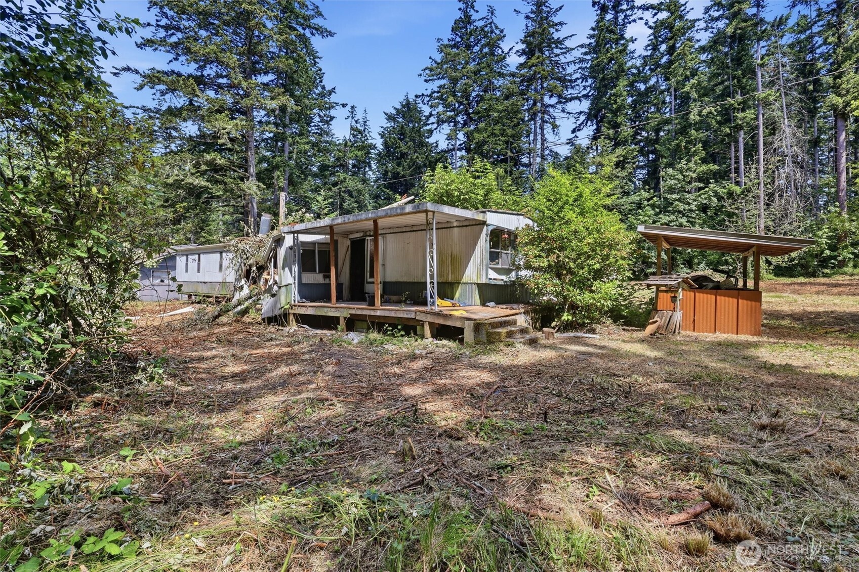 658 Lewis Lane