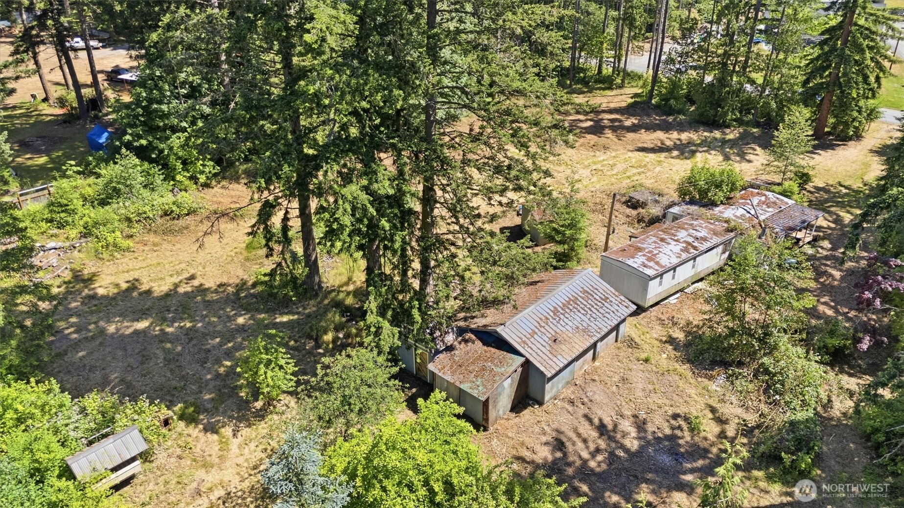 658 Lewis Lane