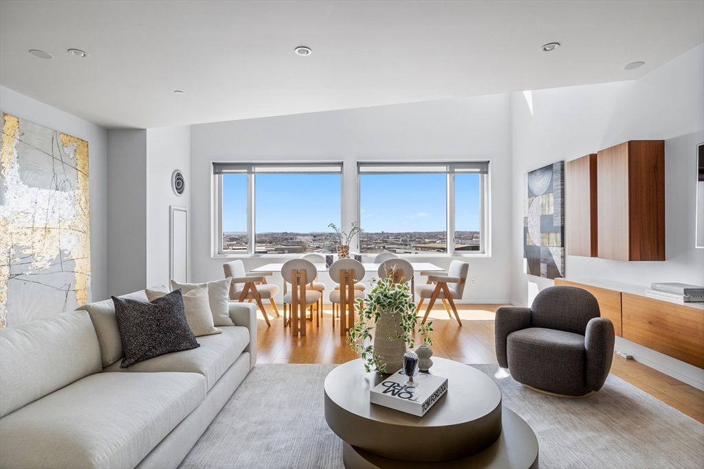 141 Dorchester Avenue # 812