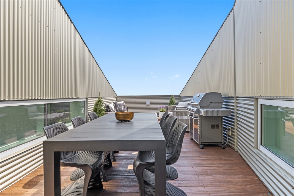 141 Dorchester Avenue # 812
