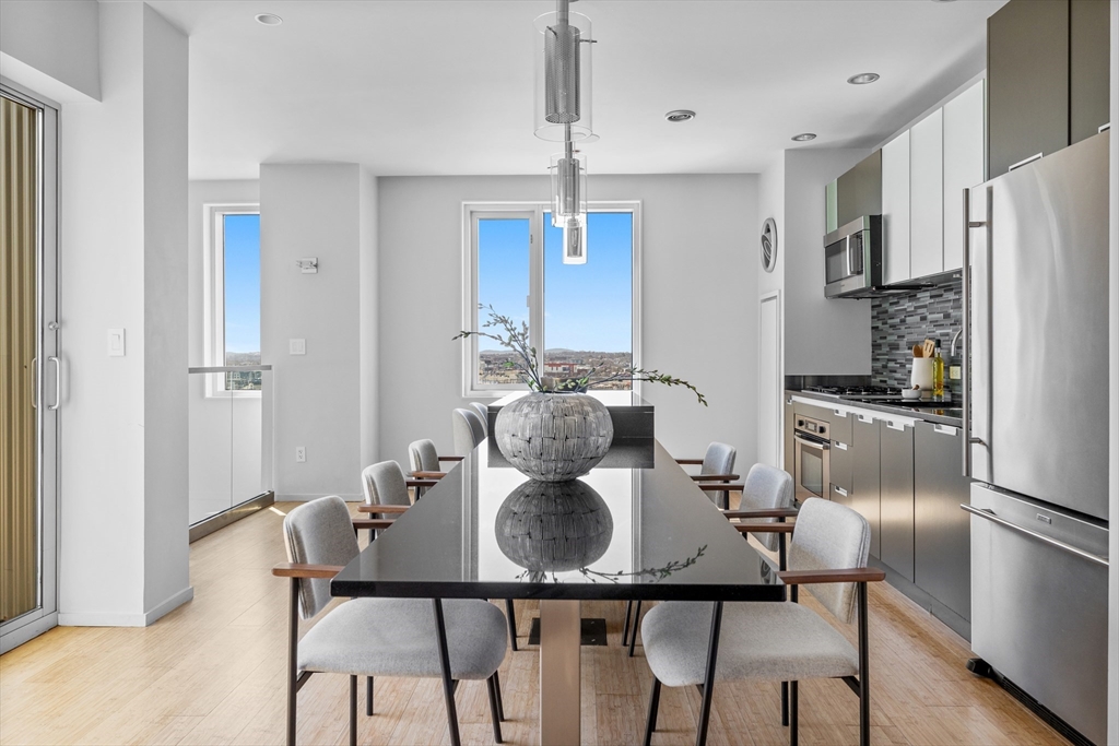 141 Dorchester Avenue # 812