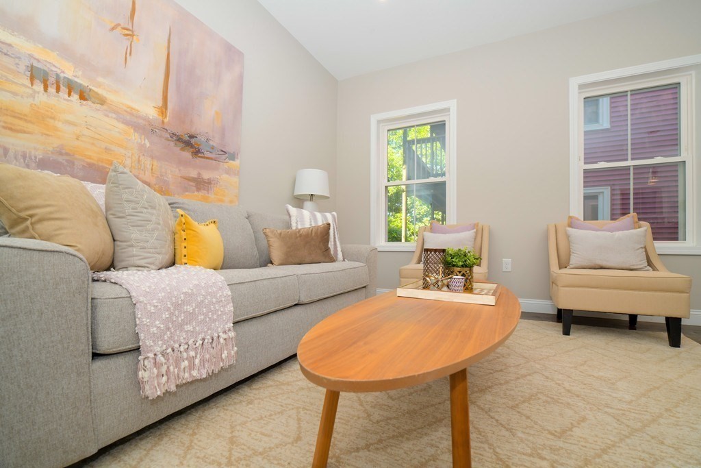 15 Bullard Street # 2