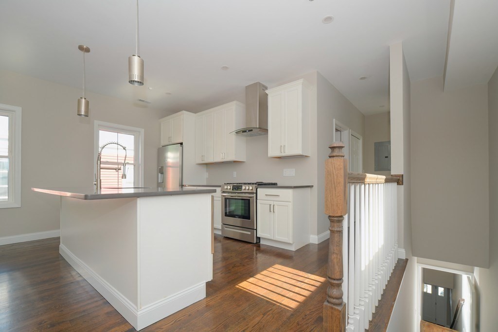 15 Bullard Street # 2