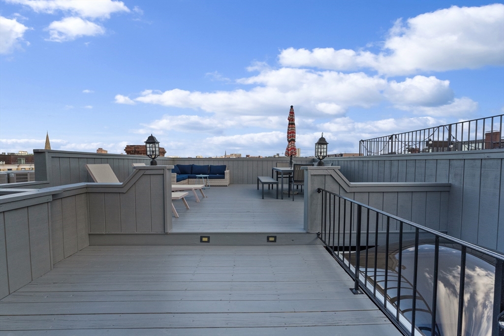 191 Saint Botolph St # 4