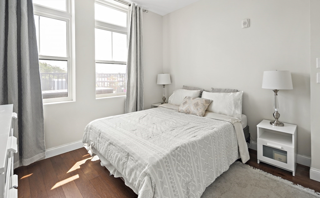 170 W Broadway # 407
