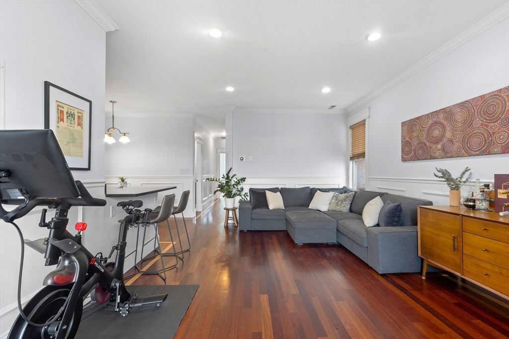472 E Third # 3