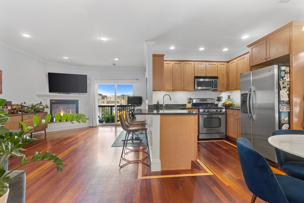 472 E Third # 3