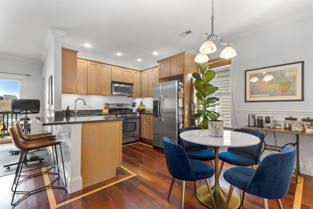 472 E Third # 3