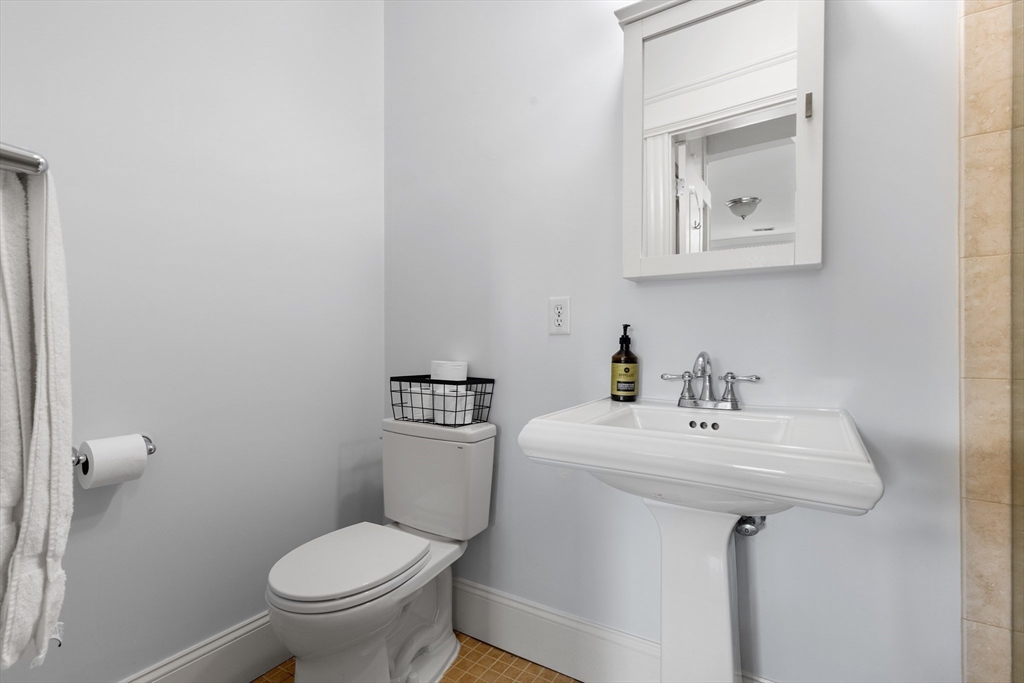 472 E Third # 3