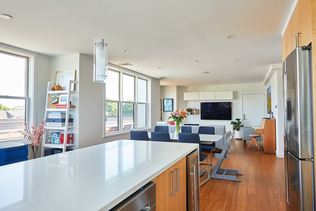290 Highland Avenue Unit: PHA