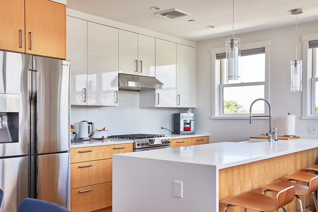 290 Highland Avenue Unit: PHA