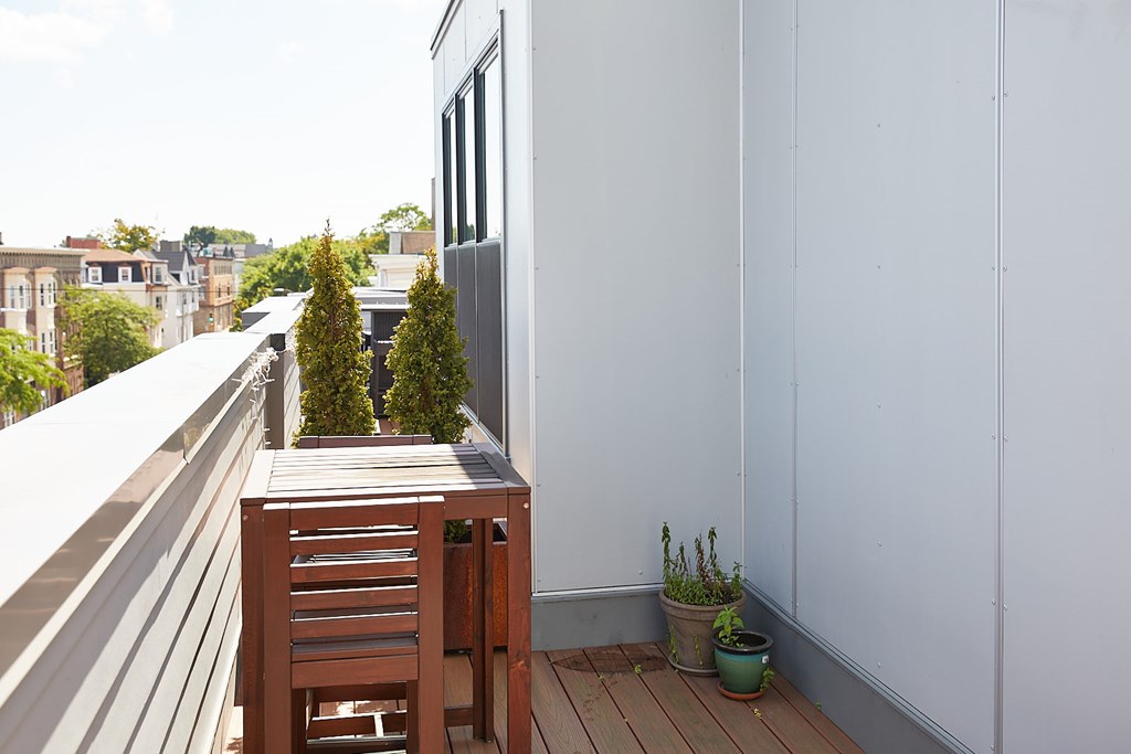290 Highland Avenue Unit: PHA