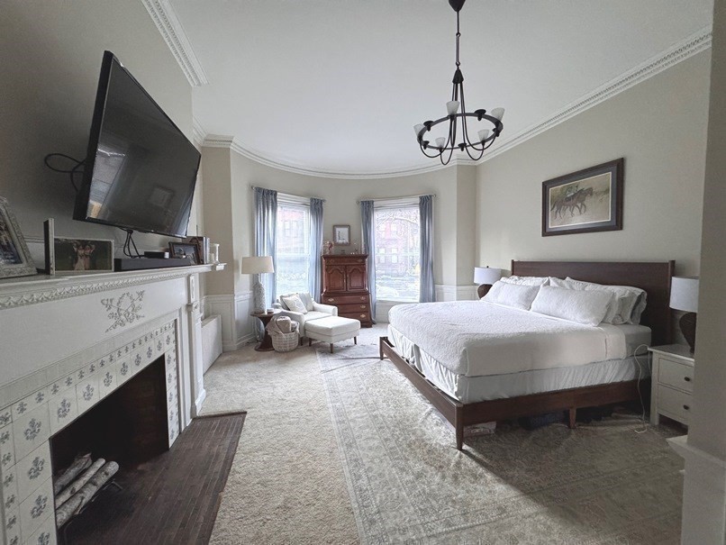 470 Beacon Street # 4