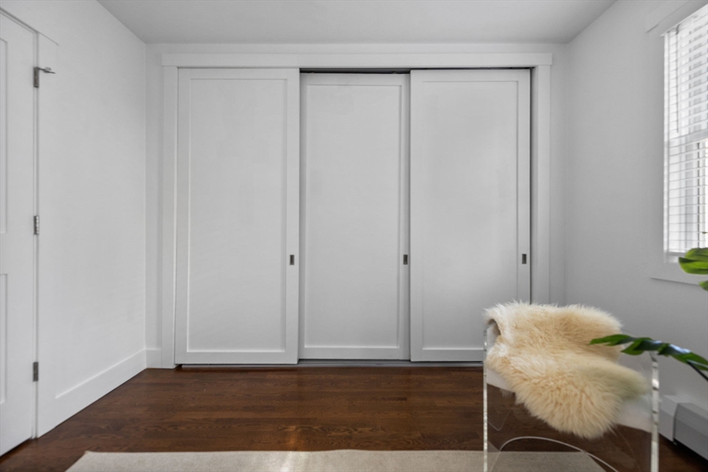 494 East 7th St