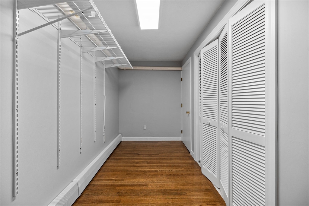 494 East 7th St