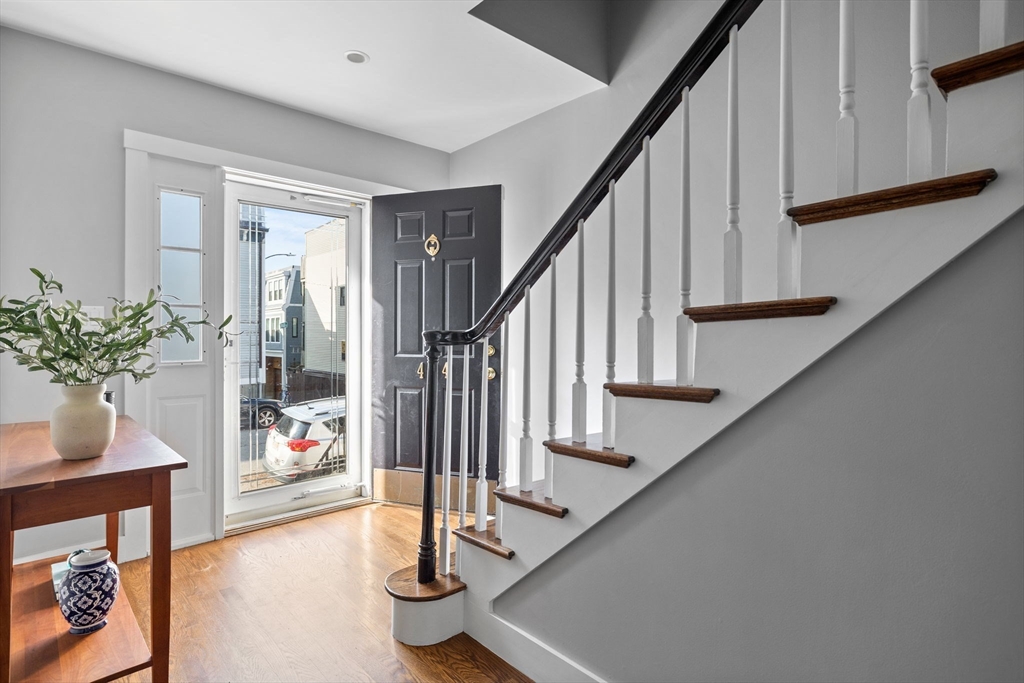 494 East 7th St
