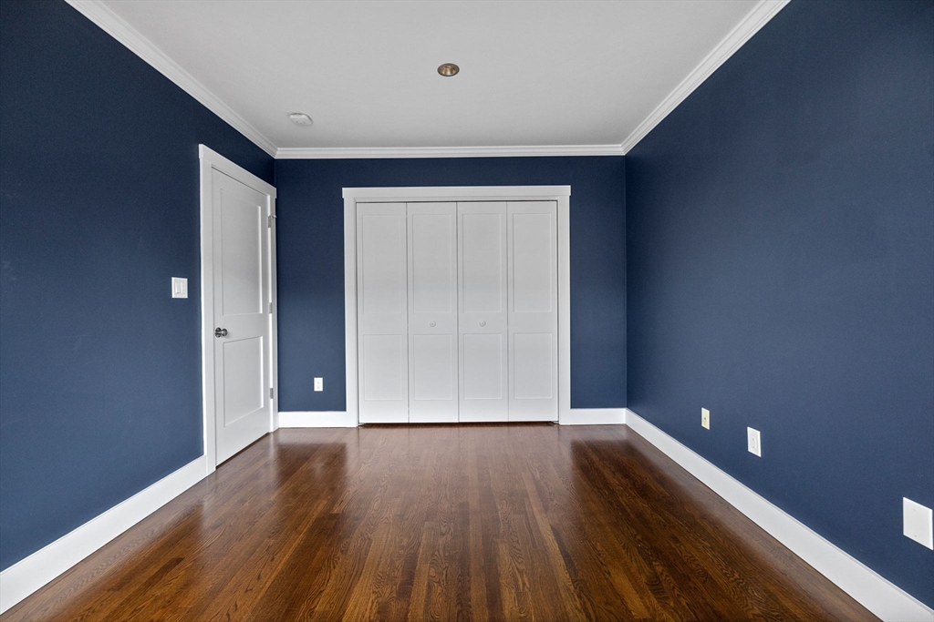 494 East 7th St