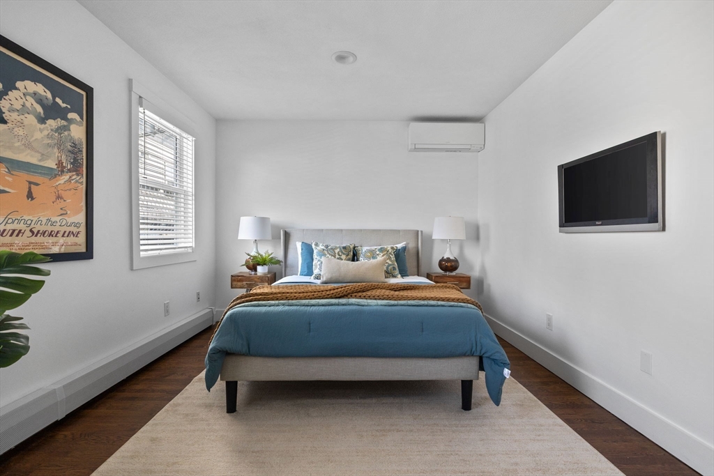 494 East 7th St