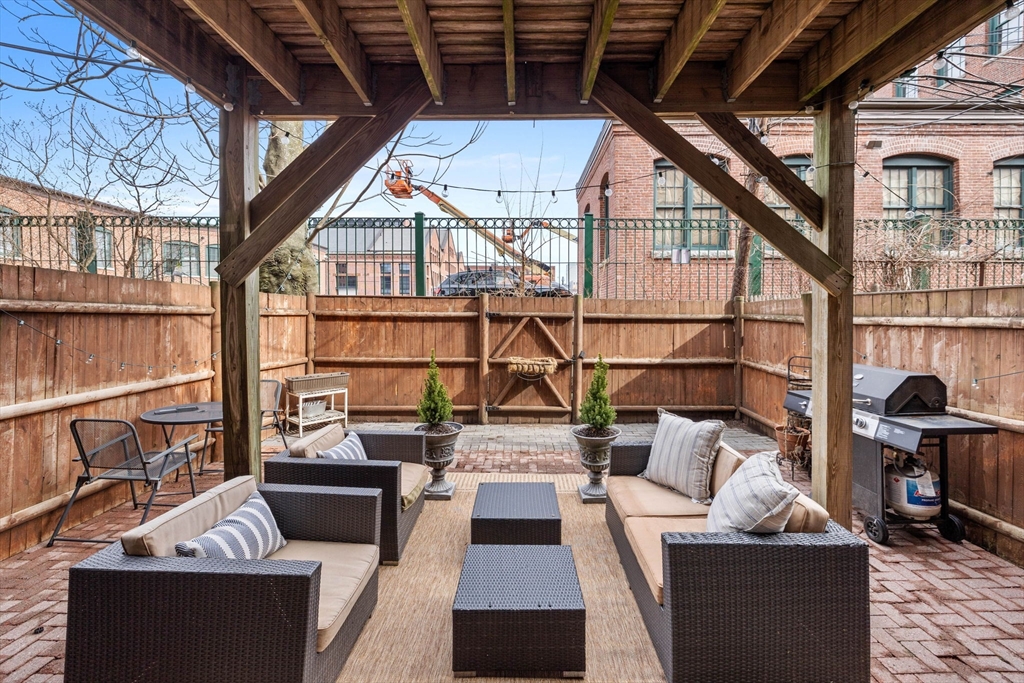 106 Union Park Street # 1A