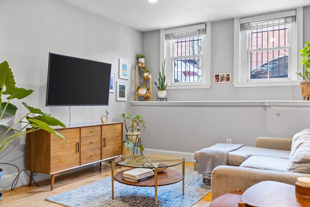 106 Union Park Street # 1A