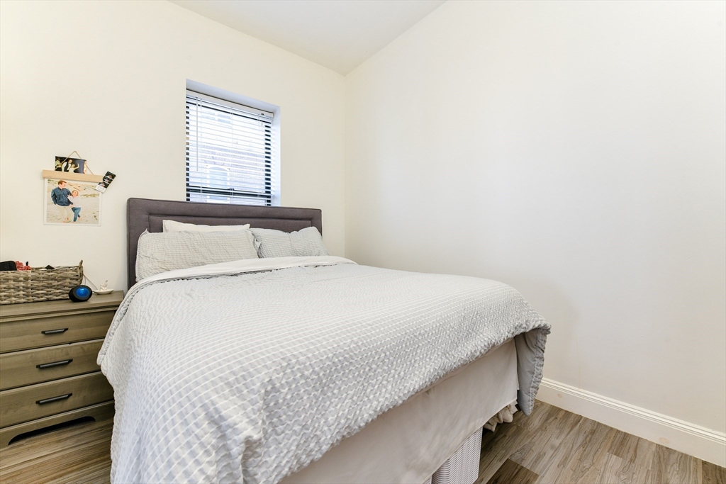 529 E Broadway # 1