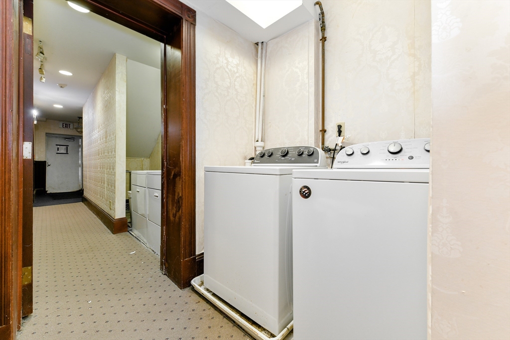 529 E Broadway # 1